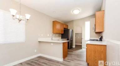 Main picture of 2919 Saddle Hills Ct