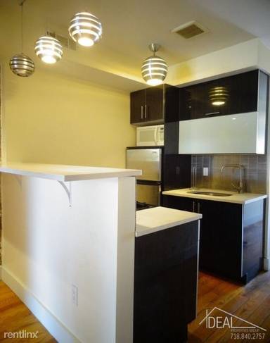 Main picture of 634 Wilson Ave