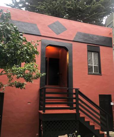 Main picture of 2024 Larkin St