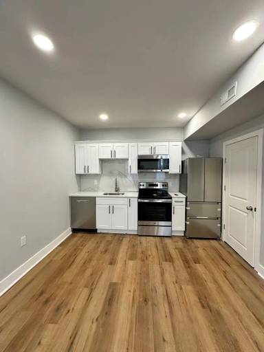 Main picture of 1709 S 22nd St