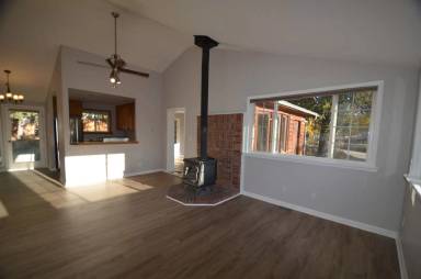 Main picture of 230 Pine Dr