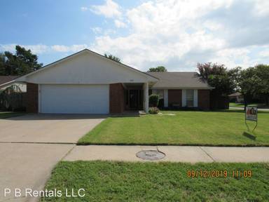 Main picture of 1801 NW 81st St