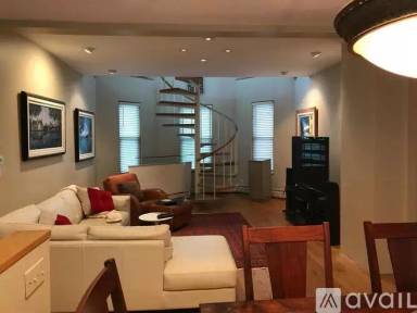 Main picture of 116 College Ave