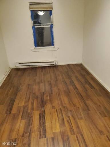 Main picture of 1011 Summit St