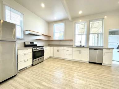 Main picture of 37 Cook St