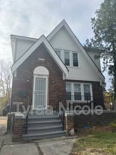 Main picture of 8833 Pinehurst St