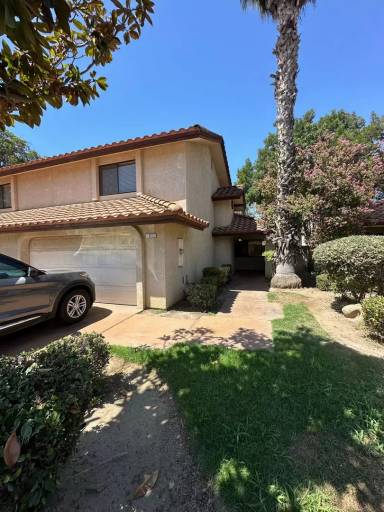 Main picture of 87 Rosewood Cir