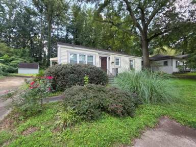 Main picture of 540 Church Rd SE