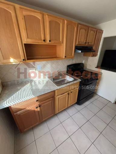 Main picture of 555 Wiltshire Rd