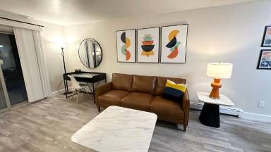 Main picture of 2764 Crossroads Blvd