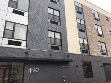 Main picture of 430 52nd St