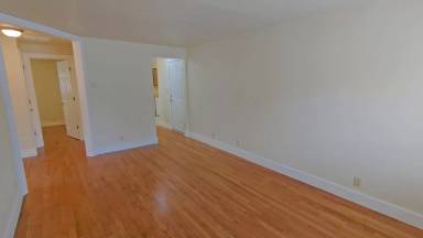 Main picture of 637 SE 7th Ave
