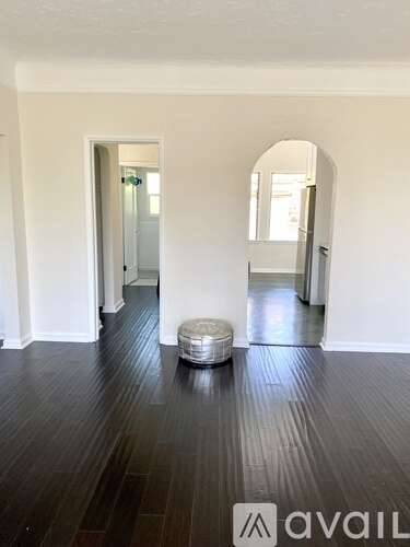 Main picture of 3517 Marathon St