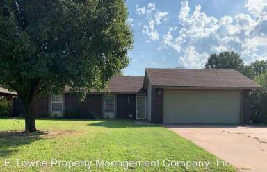 Main picture of 2821 Franklin Dr