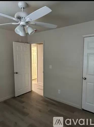 Main picture of 1074 Jordan Way