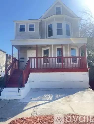 Main picture of 52 N 15th St