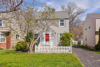 Main picture of 21901 Kennison Ave