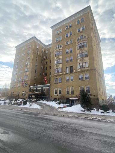 Main picture of Lenox Hotel & Suites