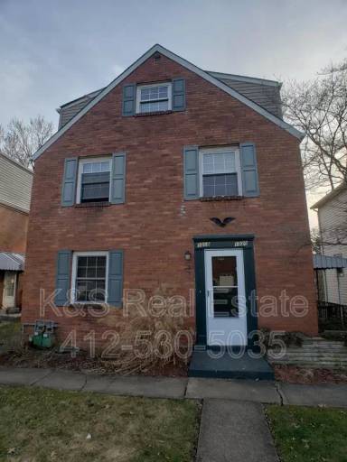 Main picture of 1028 Summit St