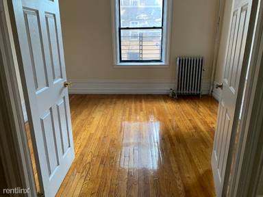 Main picture of 345 E 209th St