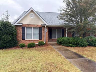 Main picture of 121 Timberwood Rd