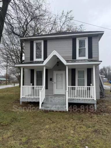 Main picture of 103 N Monroe St