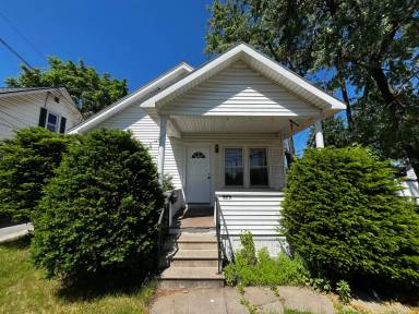 Main picture of 823 Curry Rd