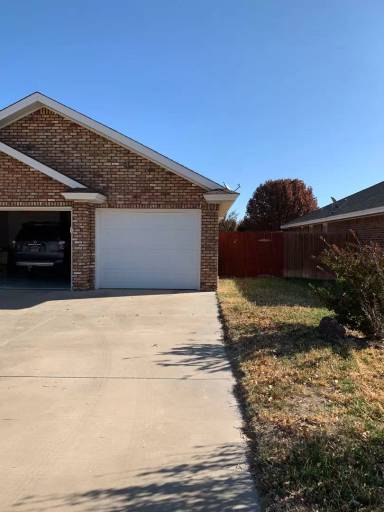 Main picture of 4025 Mariah Dr