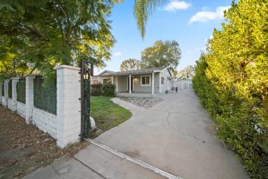 Main picture of 15105 Nurmi St