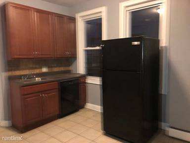 Main picture of 131 W 54th St