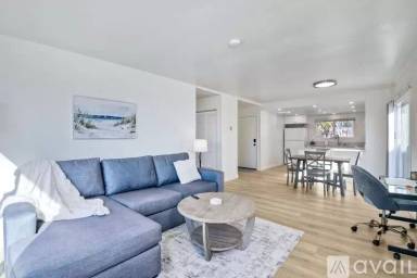 Main picture of 6675 Paseo del Norte