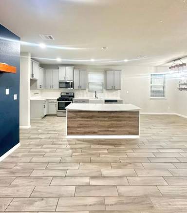 Main picture of 144 Nogalito Way