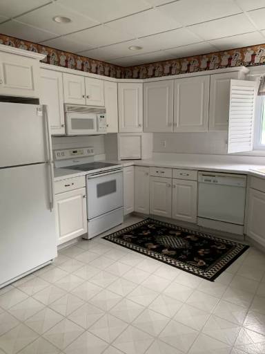 Main picture of 323 W Galena Ave