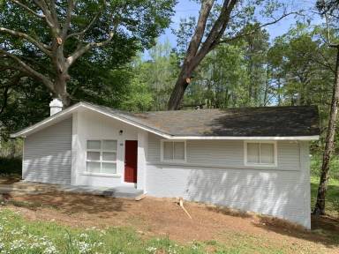 Main picture of 928 Needle Dr