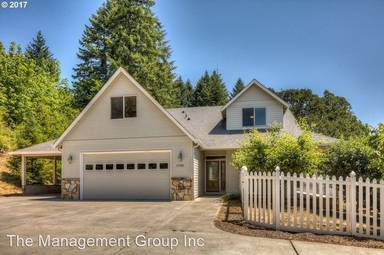 Main picture of 1709 E Main St