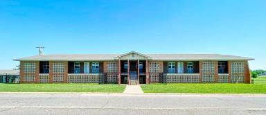 Main picture of 311 SE 66th St