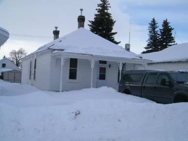 Main picture of 418 Sapphire St