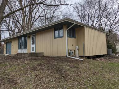 Main picture of 2418 23rd St