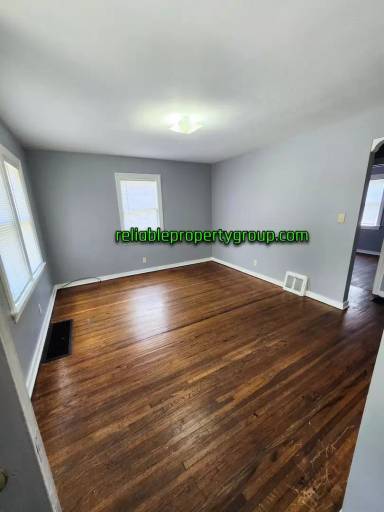Main picture of 428 McKinnie Ave
