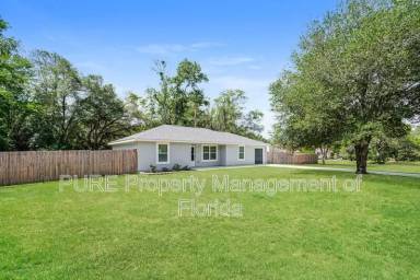 Main picture of 20024 SW Beach Blvd