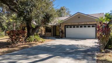 Main picture of 1741 Jewel Dr