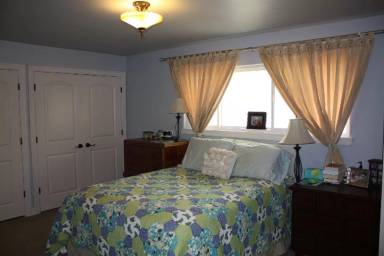 Main picture of 1212 S Pinecrest Dr