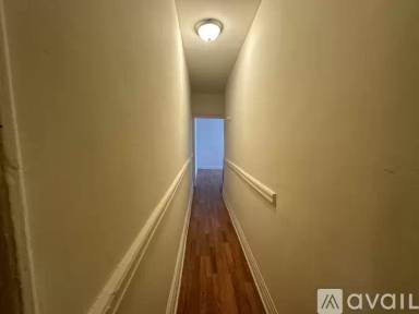 Main picture of 214 E 10th St
