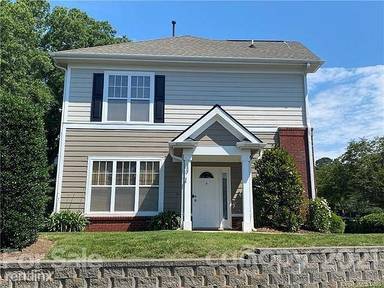 Main picture of 15250 Coventry Court Ln