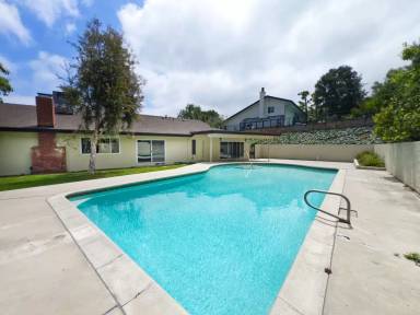 Main picture of 4957 Bilmoor Ave