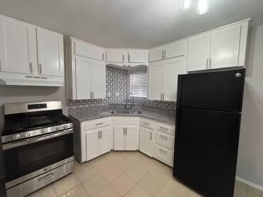 Main picture of 1401 Austin St