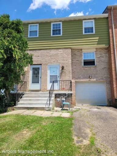 Main picture of 1753 Patrick Pl