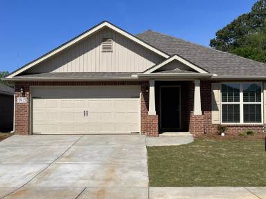 Main picture of 5915 Thorntons Way Cir NW