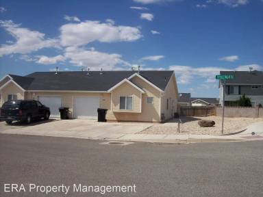 Main picture of 456 W 1950 N