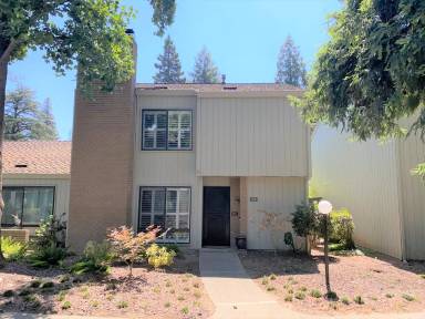 Main picture of 502 Elmhurst Cir